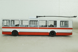 ЗИУ-682Б, Наши Автобусы, №61, 1:43