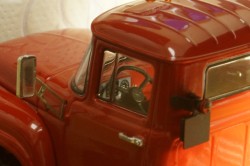 Зил-130В1 Седельный тягач, Автоэкспорт  1982 г., 113045, DiP Models 1:43