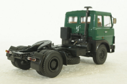 Маз-5432 тягач 1981г, зеленый, 100428, АвтоИстория 1:43