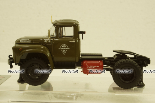 Зил-130В1 Седельный тягач, 15-й Автокомбинат МАДТ 1977 г., 113043, DiP Models 1:43