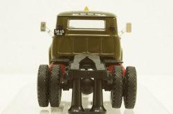 Зил-130В1 Седельный тягач, 15-й Автокомбинат МАДТ 1977 г., 113043, DiP Models 1:43