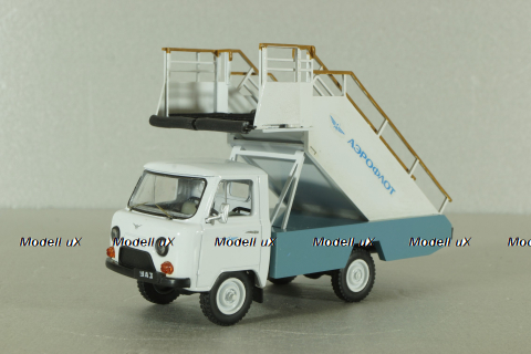 ТПС-22(452) Уаз-452 Трап самолетный Аэрофлот, металл, Ручная работа 1:43