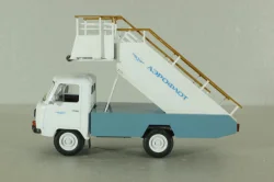 ТПС-22(452) Уаз-452 Трап самолетный Аэрофлот, металл, Ручная работа 1:43
