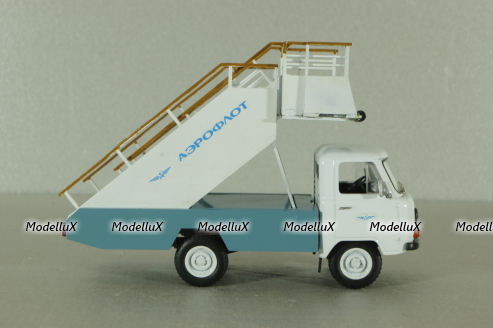 ТПС-22(452) Уаз-452 Трап самолетный Аэрофлот, металл, Ручная работа 1:43