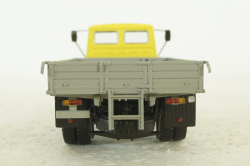 Газ-33073, бортовой, желт/серый, 1989г., АвтоИстория 1:43