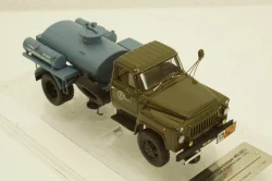 Газ-52 МЗ-3607 Автомобиль-заправщик г. Великие Луки, Агропромстрой 1979 г.,105227, DiP Models, 1:43