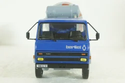 Berliet GRH 230 Cement mixer year 1976 blue / grey, Hachette 1:43