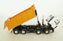 Маз-6515 самосвал бел/оранж, 101371, АвтоИстория 1:43