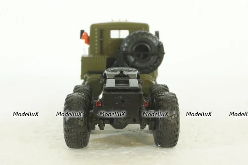 Краз-255В седельный тягач, хаки, 100886, АвтоИстория 1:43