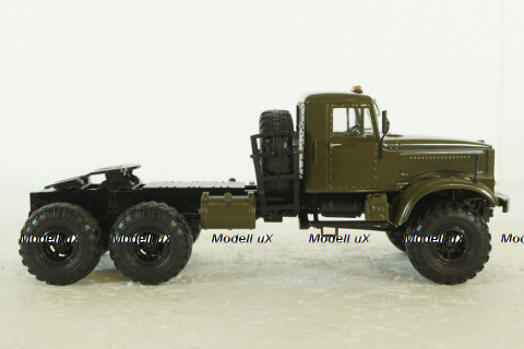 Краз-255В седельный тягач, хаки, 100886, АвтоИстория 1:43