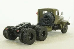 Краз-258 тягач, хакки, 101487, АвтоИстория 1:43