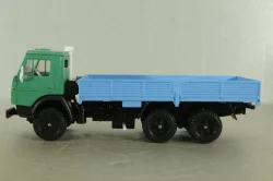 КамАЗ-5320 бортовой, зеленый/голубой, Арек 1:43 