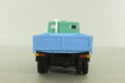 КамАЗ-5320 бортовой, зеленый/голубой, Арек 1:43 