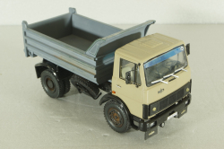 Маз-555102 самосвал 1988 бежево-серый, НАП (конверсия) 1:43