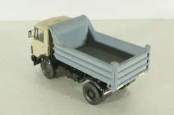 Маз-555102 самосвал 1988 бежево-серый, НАП (конверсия) 1:43