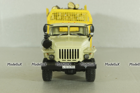 УрАЛ-44202-0311-31 (двигатель ЯМЗ 238) 6х6, лесовоз, конверсия 1:43