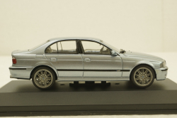 BMW M5 (E39) 2000 silver blue metallic, 4310503, Solido 1:43