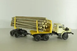 УрАЛ-44202-0311-31 (двигатель ЯМЗ 238) 6х6, лесовоз, конверсия 1:43