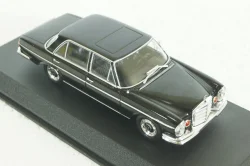 Mercedes 280 SEL 4.5 (W108) 1972  Rocky IV, Rocky IV (1985), 86639, Greenlight 1:43