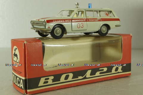 Газ-2402 Волга, скорая медицинская помощь,,Тантал/Радон 1:43