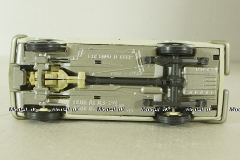 Газ-2402 Волга, скорая медицинская помощь,,Тантал/Радон 1:43