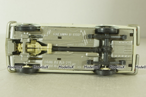 Газ-2402 Волга, скорая медицинская помощь,,Тантал/Радон 1:43