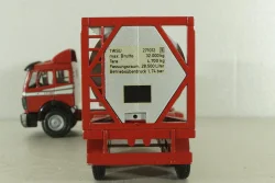 Mercedes 1748 S тягач с циcтерной-контейнером, NZG 1:43