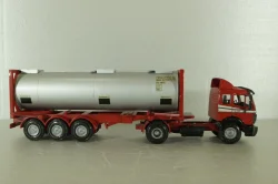 Mercedes 1748 S тягач с циcтерной-контейнером, NZG 1:43