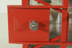 Mercedes 1748 S тягач с циcтерной-контейнером, NZG 1:43