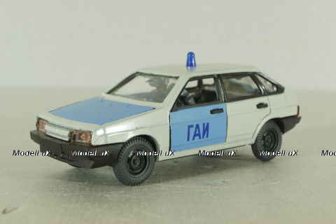 Ваз-2109 ГАИ, короткое крыло, Тантал/Радон 1:43