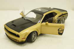 Dodge Challenger R/T Scat Pack Widebody Streetfighter Goldrush 2020, 1805707, Solido 1:18