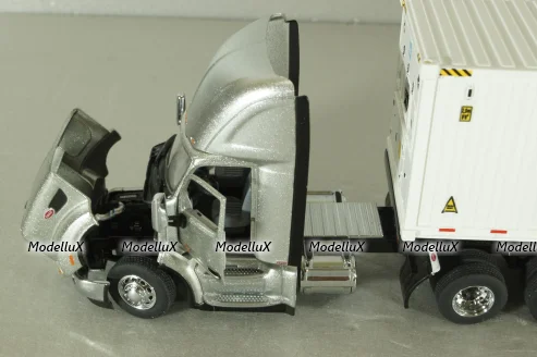 Peterbilt 579 day cab tractor with 40' refrigerated sea container Maersk, grey/white, 71069, Diecast Masters 1:50