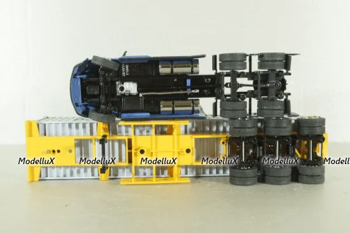 Freghtliner Cascadia with 40' dry goods sea container Maersk, blue/grey, 71048, Diecast Masters 1:50