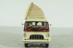 Bedford CA Caravan creme/darkred, Hachette 1:43