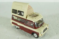 Bedford CA Caravan creme/darkred, Hachette 1:43