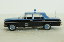 Mercedes-Benz 220D (W115), Police Qatar, black/blue, Полицейские машины мира №70, DeAgostini 1:43