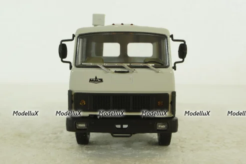 Маз-5432 тягач 1981г, серый, Н792, Наш Автопром 1:43