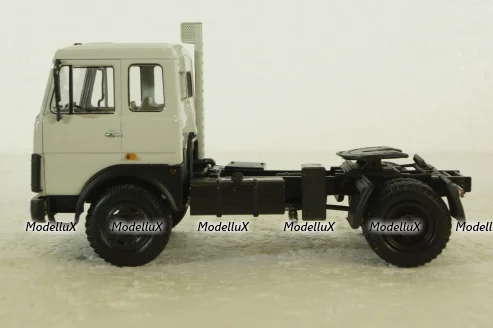 Маз-5432 тягач 1981г, серый, Н792, Наш Автопром 1:43