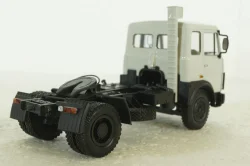 Маз-5432 тягач 1981г, серый, Н792, Наш Автопром 1:43