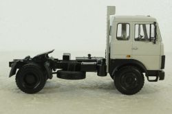 Маз-5432 тягач 1981г, серый, Н792, Наш Автопром 1:43