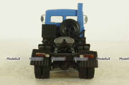 Маз-6422 тягач 1981г, синий, Н796, Наш Автопром 1:43