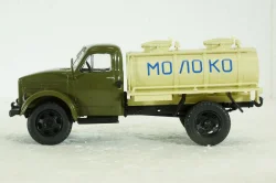 АЦПТ-1,8 "Молоко" автоцистерна на шасси Газ-51А, Легендарные грузовики СССР №75, 1:43