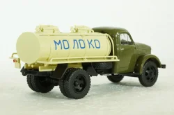 АЦПТ-1,8 "Молоко" автоцистерна на шасси Газ-51А, Легендарные грузовики СССР №75, 1:43
