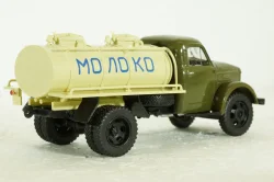 АЦПТ-1,8 "Молоко" автоцистерна на шасси Газ-51А, Легендарные грузовики СССР №75, 1:43
