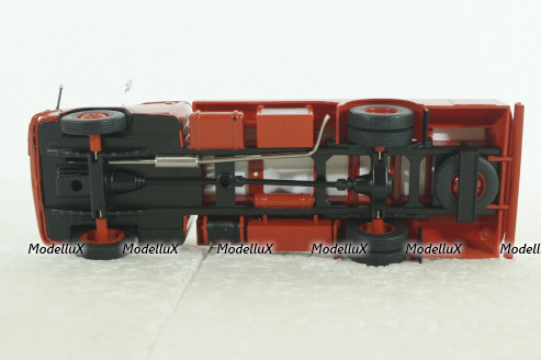 MAN 626 fuel tanker  Esso, red/white, DeAgostini 1:43