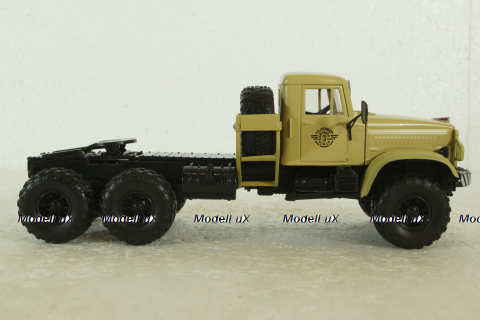 Краз-255В1 тягач, бежевый, Н733, Наш Автопром 1:43