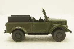 Газ-69, хаки, Электромашиностроительный завод (Херсон) 1:43