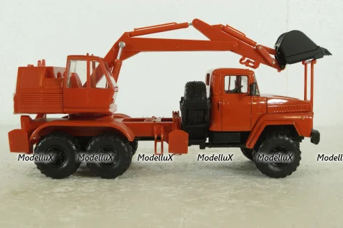 Краз-260 ЭОВ-4421, Экскаватор Красный, Н746, Наш Автопром 1:43