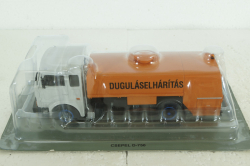 Csepel D-750 fuel tanker, KLN036, Kultovni Nakladaky Minule Ery #36 1:43