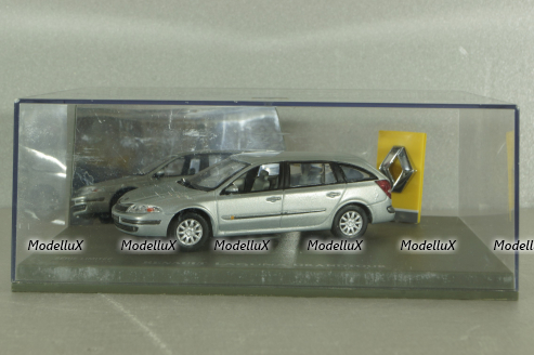 Renault Laguna II Grandtour 2000, silver, Universal Hobbies 1:43